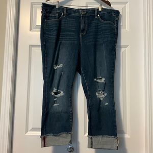 NWOT Boyfriend crop jeans